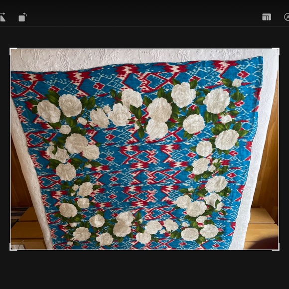 Vintage Chanel Lino Flax Scarf, Very Large - Picture 1 of 7